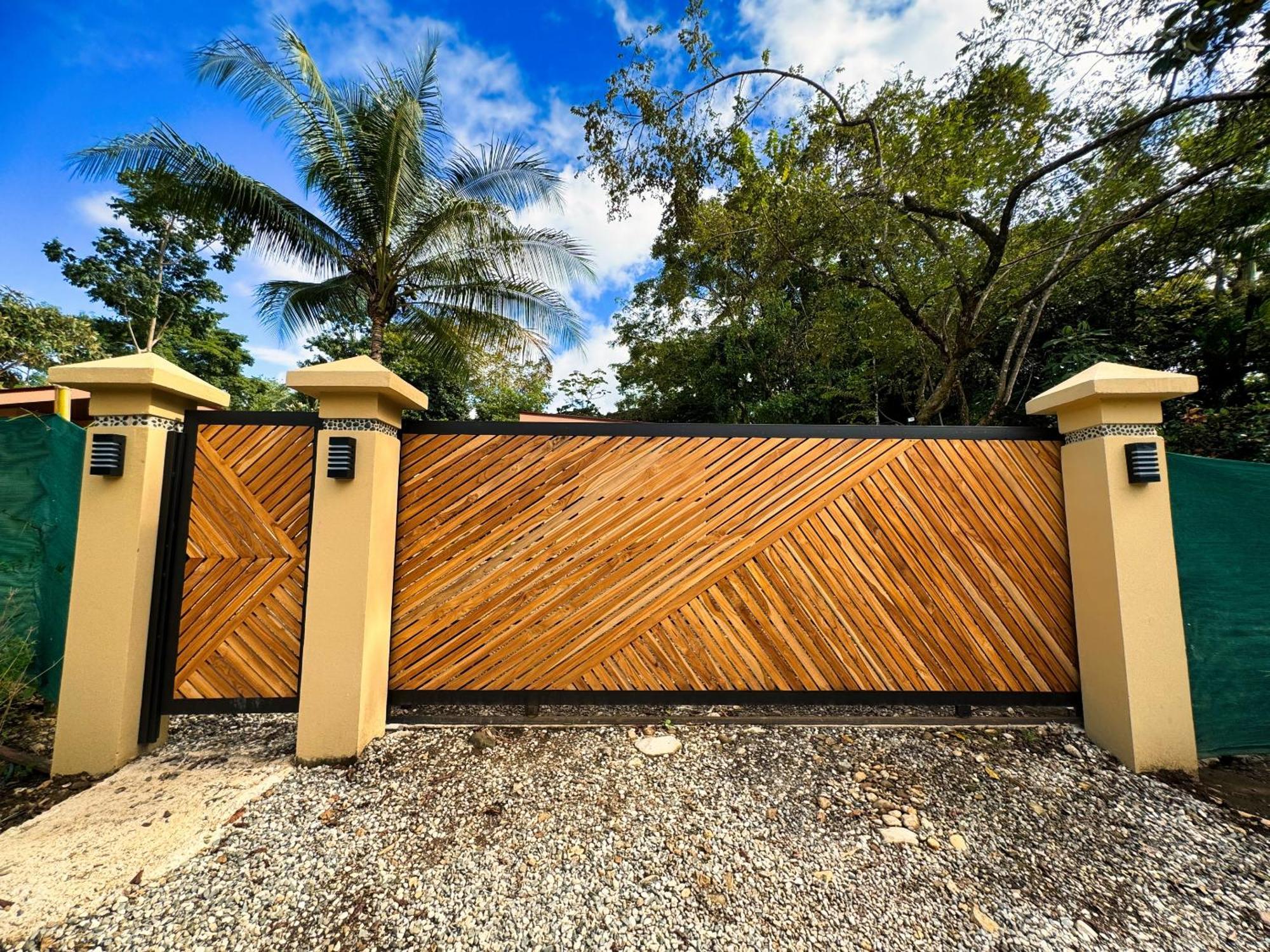 Brahman Bungalows On Pavones Point Exterior photo